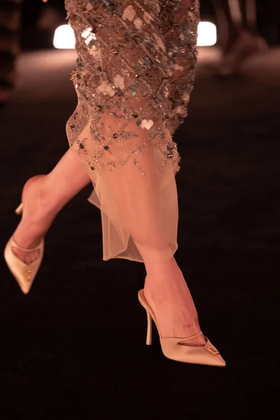 Look 32
